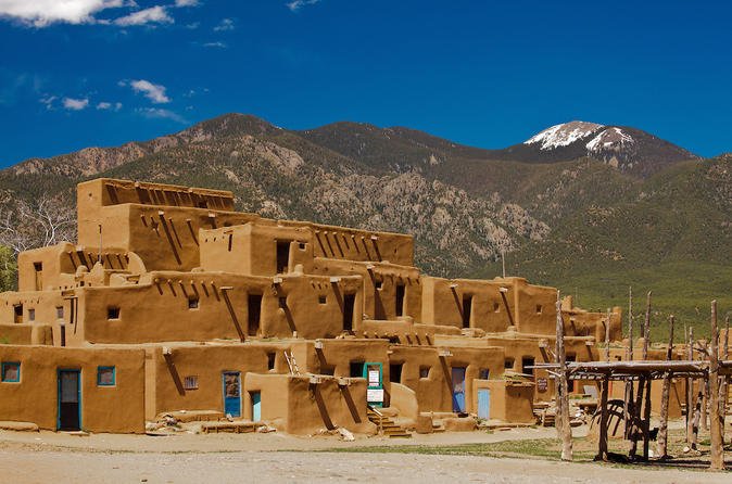 Pueblo
