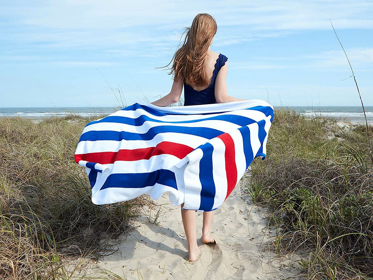 3 Things That You Should Know About Choosing The Best Beach Towel
