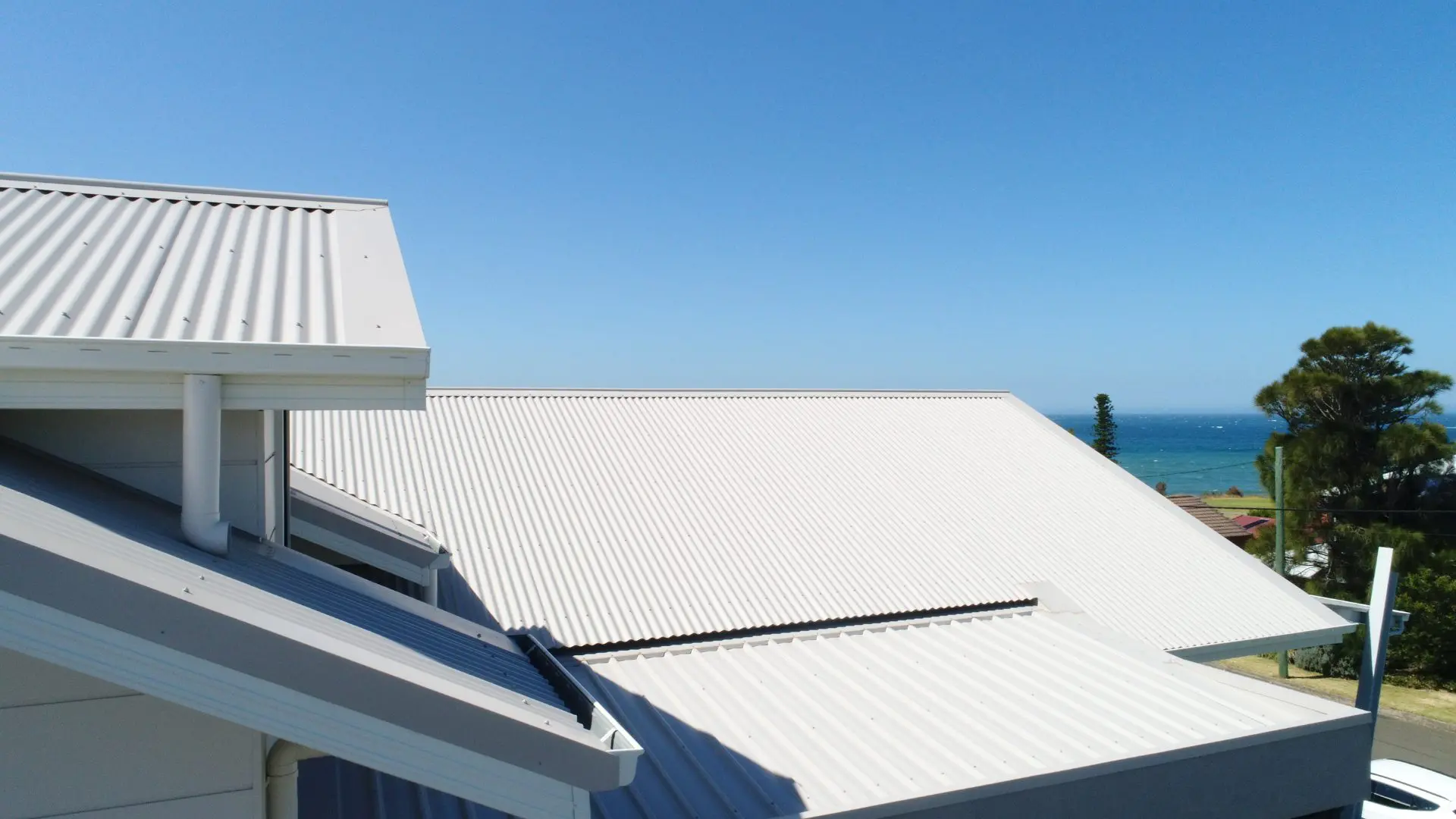 Advantages Of Metal Roofing Over Traditional Roofs!